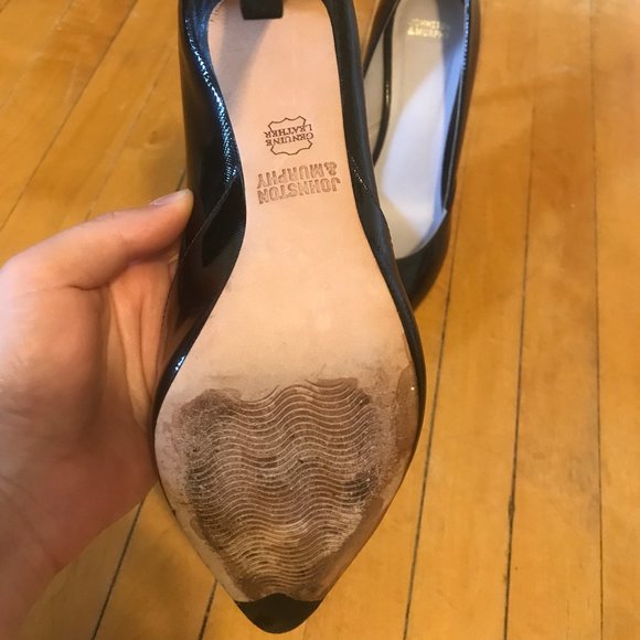 Johnston & Murphy Leather soled Black heels - Picture 5 of 6